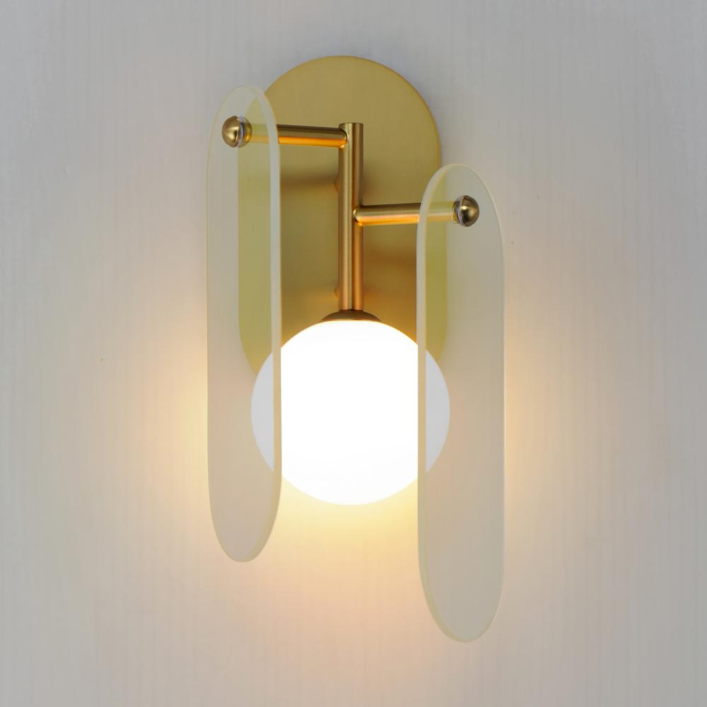 Studio M MEGALITH - GLASS SM24810DCNAB Sconce - Natural Aged Brass